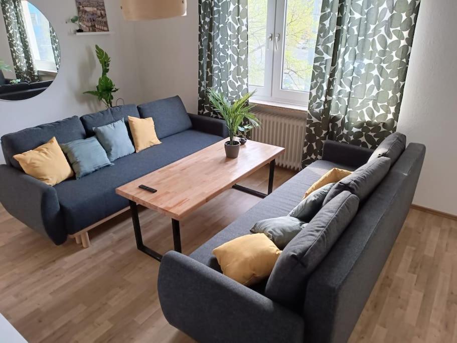 Comfortable Apartment With Balcony Bochum Bagian luar foto